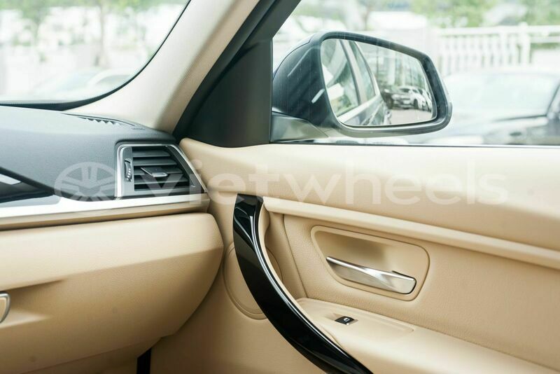 Big with watermark bmw 320i hanoi saigon 46112