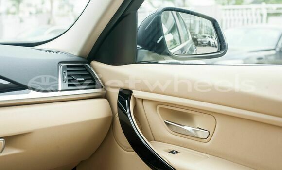 Mua Nhập khẩu BMW 320i Xe ô tô Mua Nhập khẩu BMW 320i Xe ô tô