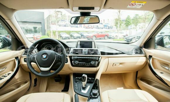 Mua Nhập khẩu BMW 320i Xe ô tô Mua Nhập khẩu BMW 320i Xe ô tô