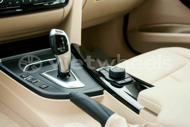 Big with watermark bmw 320i hanoi saigon 46112