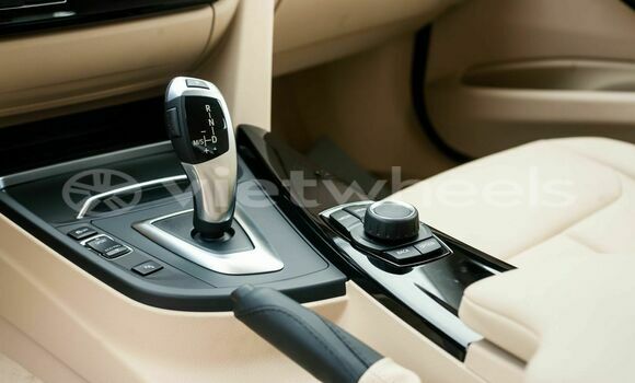 Mua Nhập khẩu BMW 320i Xe ô tô Mua Nhập khẩu BMW 320i Xe ô tô