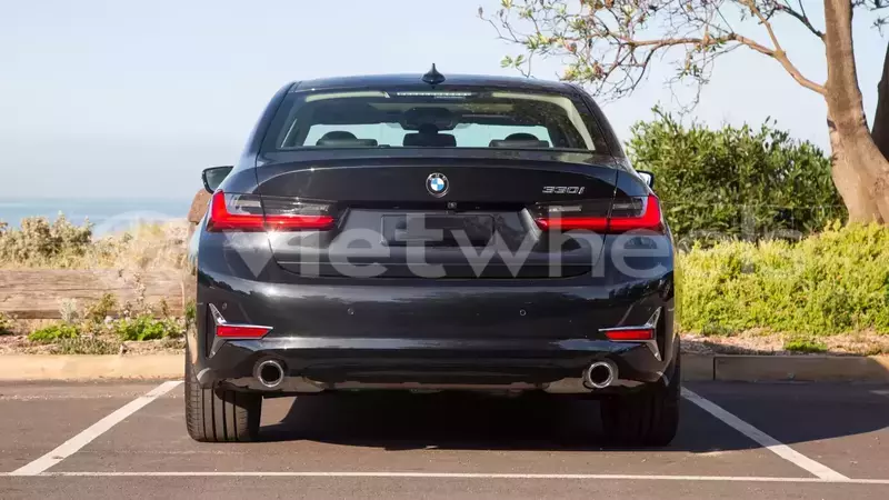 Big with watermark bmw 3 series hanoi saigon 46115