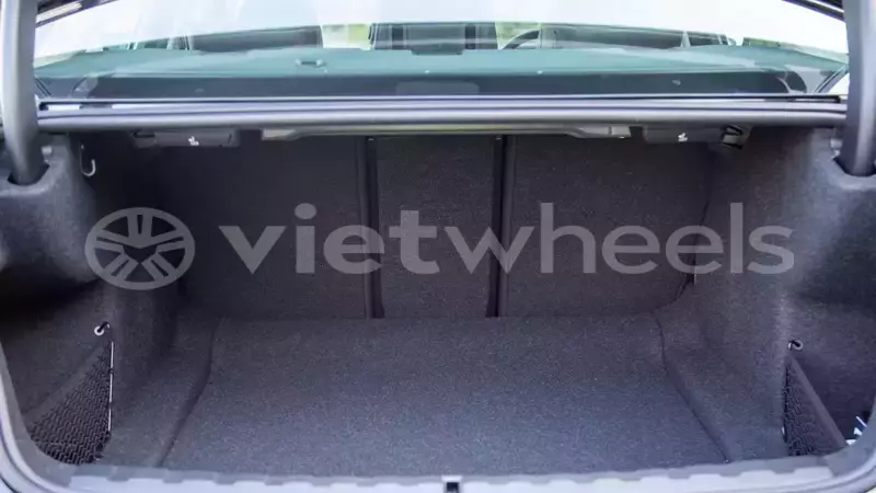Big with watermark bmw 3 series hanoi saigon 46115