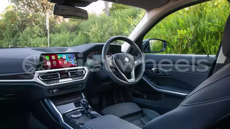 Big with watermark bmw 3 series hanoi saigon 46115
