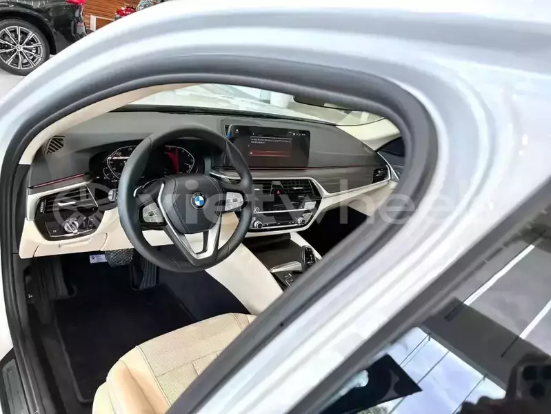 Big with watermark bmw 5 series hanoi saigon 46120