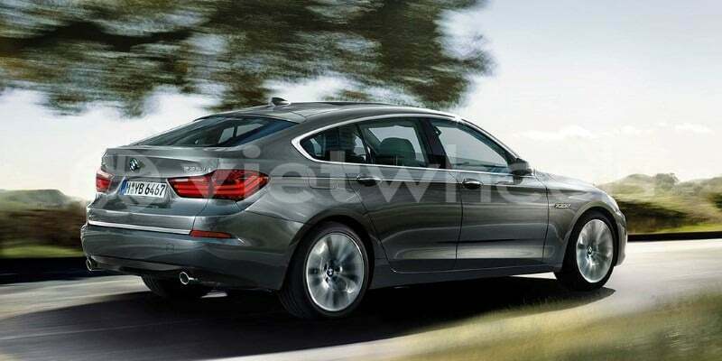 Big with watermark bmw 5 series hanoi saigon 46122