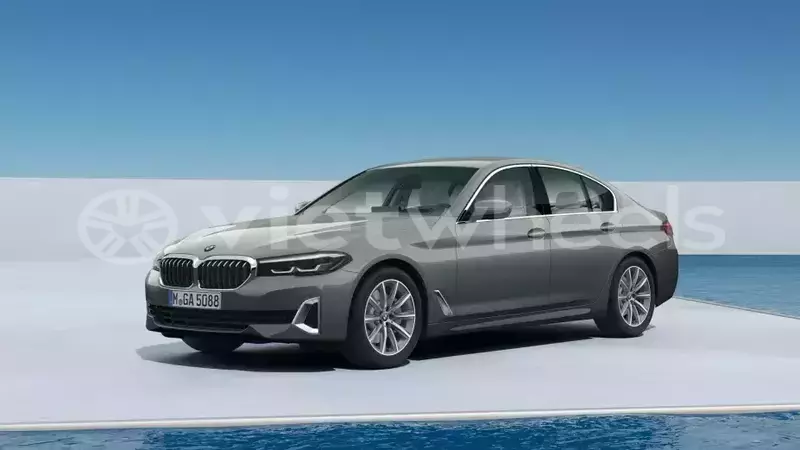 Big with watermark bmw 5 series hanoi saigon 46123