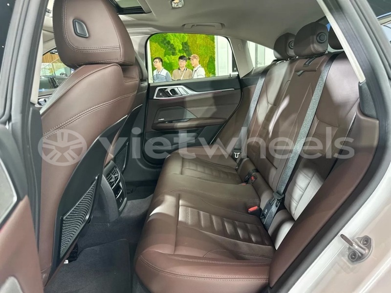 Big with watermark bmw other bmws hanoi saigon 46130