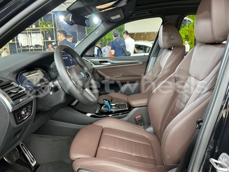 Big with watermark bmw other bmws hanoi saigon 46134