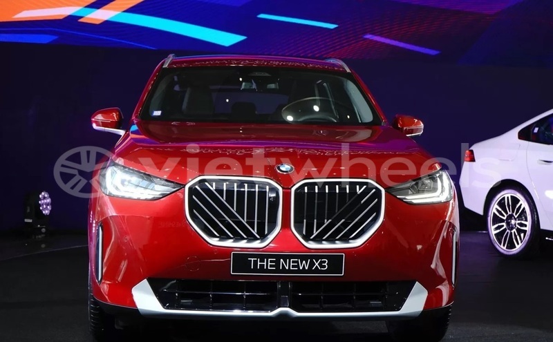 Big with watermark bmw x3 hanoi saigon 46145