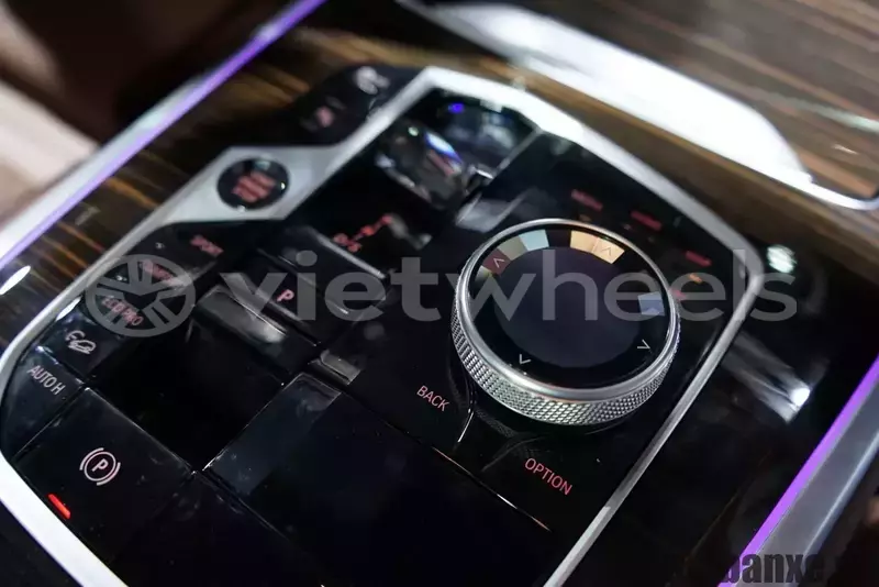 Big with watermark bmw x5 hanoi saigon 46147