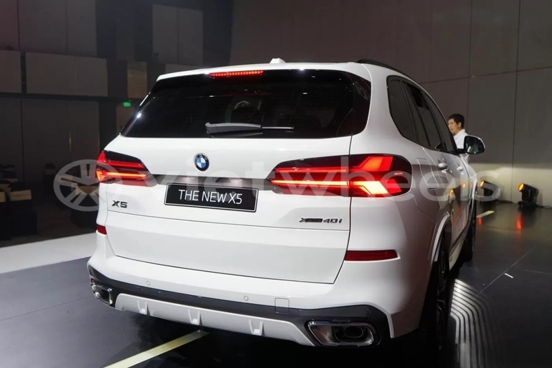 Big with watermark bmw x5 hanoi saigon 46148