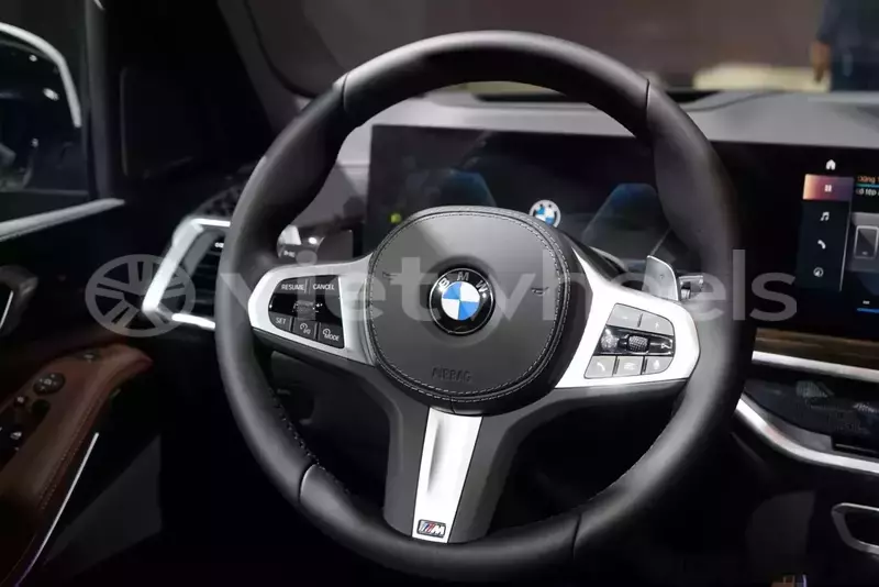 Big with watermark bmw x5 hanoi saigon 46148