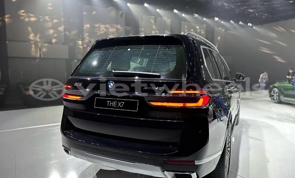 Buy Import BMW X7 Drive40i Car Buy Import BMW X7 Drive40i Car