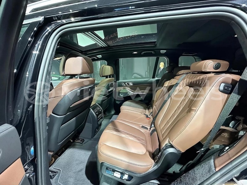 Big with watermark bmw x7 drive40i hanoi saigon 46151