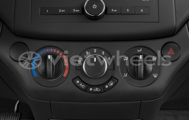 Big with watermark chevrolet aveo hanoi saigon 46154