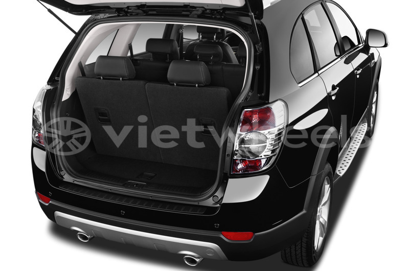 Big with watermark chevrolet captiva hanoi saigon 46157