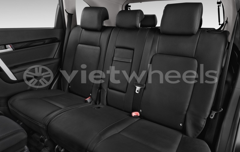 Big with watermark chevrolet captiva hanoi saigon 46157