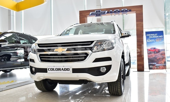 Mua Nhập khẩu Chevrolet Colorado Xe ô tô Mua Nhập khẩu Chevrolet Colorado Xe ô tô