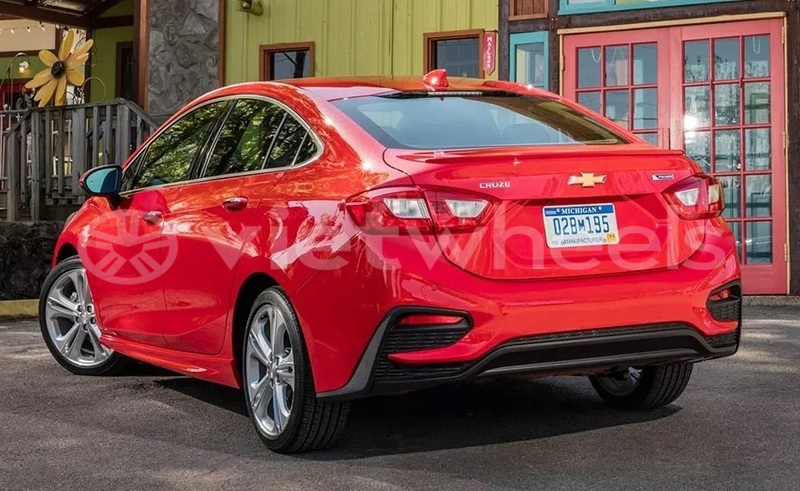 Big with watermark chevrolet cruze hanoi saigon 46164