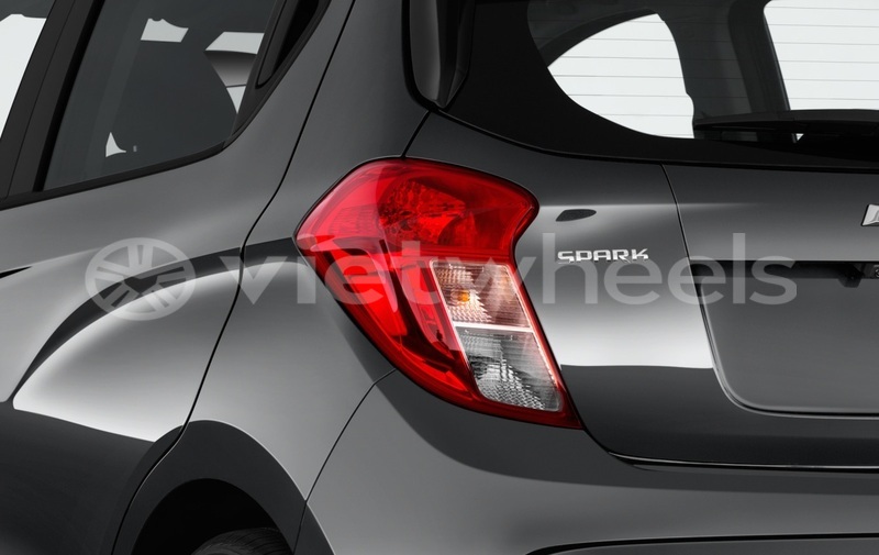 Big with watermark chevrolet spark hanoi saigon 46171