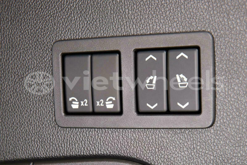 Big with watermark chevrolet other chevrolet hanoi saigon 46174