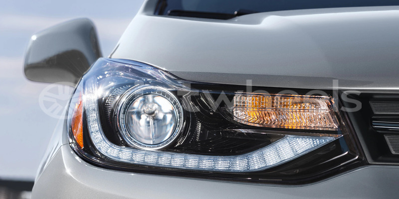 Big with watermark chevrolet trax hanoi saigon 46179