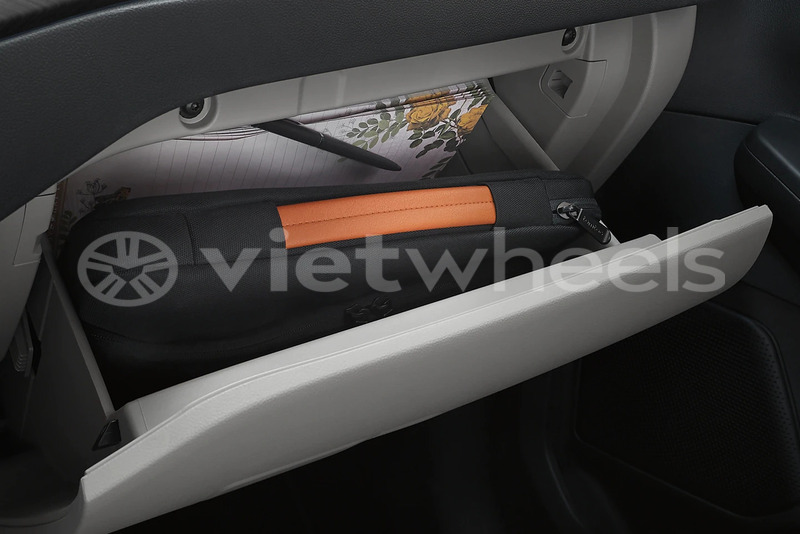 Big with watermark ford escape hanoi saigon 46184