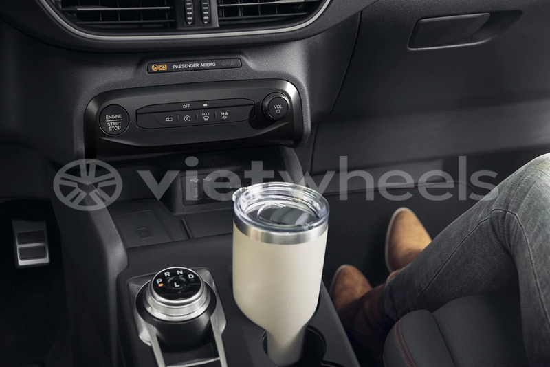 Big with watermark ford escape hanoi saigon 46184