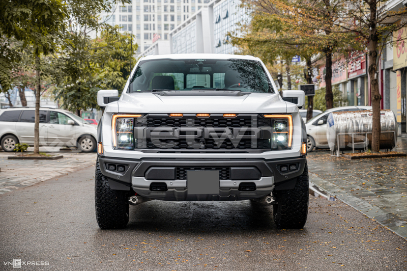 Big with watermark ford f150 hanoi saigon 46192