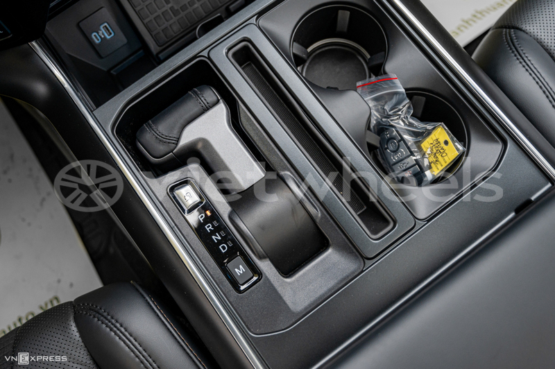 Big with watermark ford f150 hanoi saigon 46192