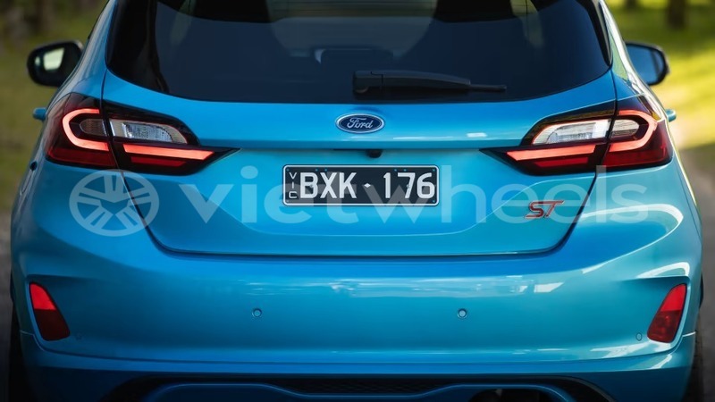 Big with watermark ford fiesta hanoi saigon 46193