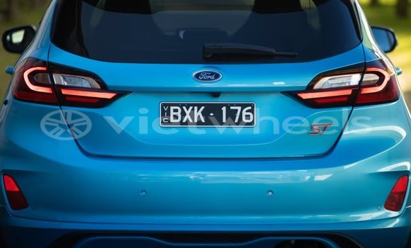 Mua Nhập khẩu Ford Fiesta Xe ô tô Mua Nhập khẩu Ford Fiesta Xe ô tô