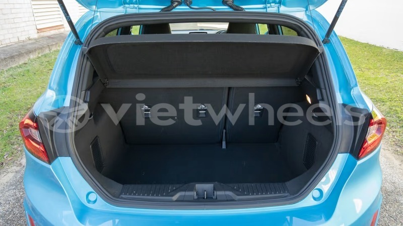 Big with watermark ford fiesta hanoi saigon 46193