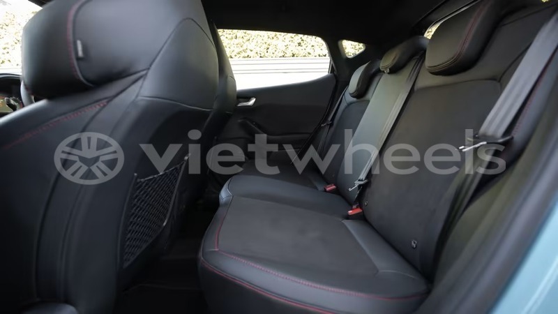 Big with watermark ford fiesta hanoi saigon 46194