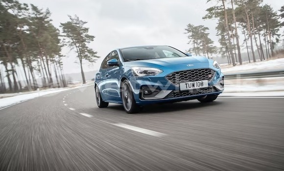 Mua Nhập khẩu Ford Focus Xe ô tô Mua Nhập khẩu Ford Focus Xe ô tô
