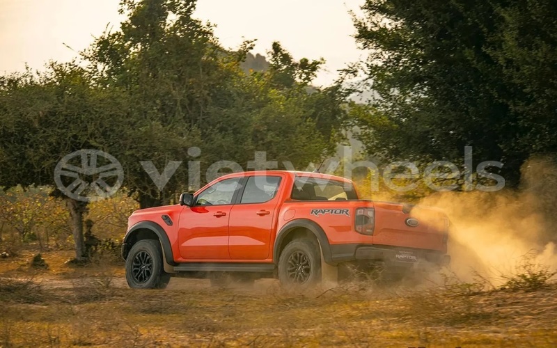 Big with watermark ford ranger raptor hanoi saigon 46206