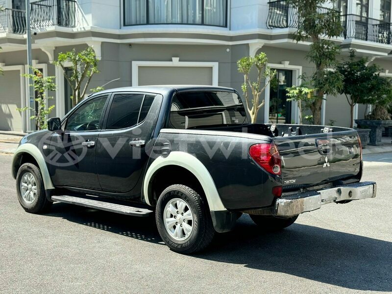 Big with watermark mitsubishi triton hue a luoi 1 46215