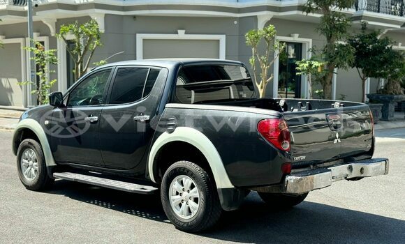 Mua Đã sử dụng Mitsubishi Triton Xe ô tô Mua Đã sử dụng Mitsubishi Triton Xe ô tô