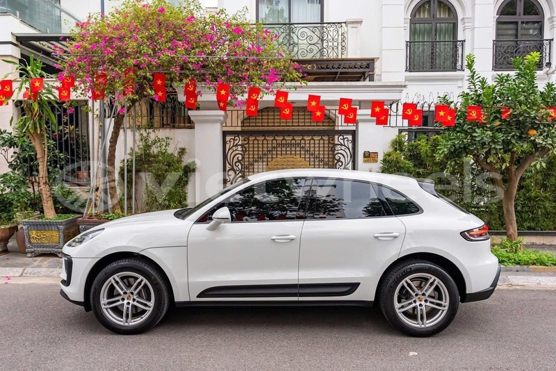 Big with watermark porsche macan lam dong 3 bao loc 46220