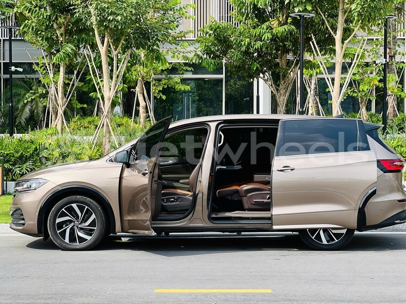 Big with watermark volkwagen vento hue a luoi 2 46223