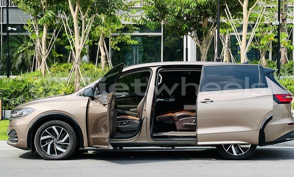 Mua Đã sử dụng Volkwagen Vento Xe ô tô Mua Đã sử dụng Volkwagen Vento Xe ô tô