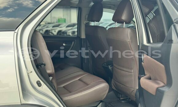 Mua Đã sử dụng Toyota Fortuner Xe ô tô Mua Đã sử dụng Toyota Fortuner Xe ô tô