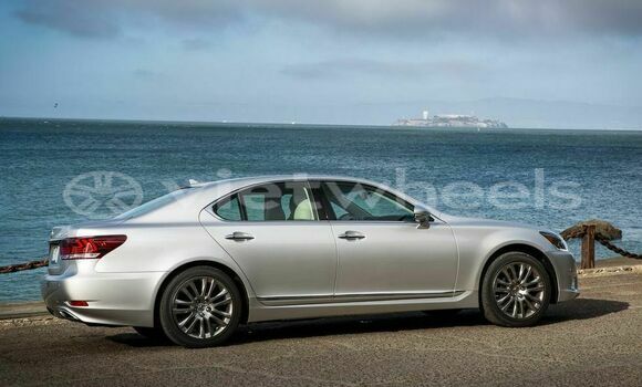 Mua Mới Lexus LS460 Xe ô tô Mua Mới Lexus LS460 Xe ô tô