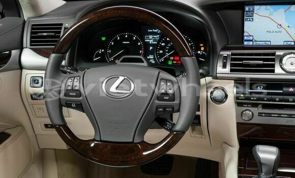 Mua Mới Lexus LS460 Xe ô tô Mua Mới Lexus LS460 Xe ô tô