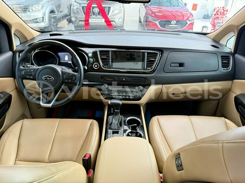 Big with watermark kia sedona hue a luoi 1 46274
