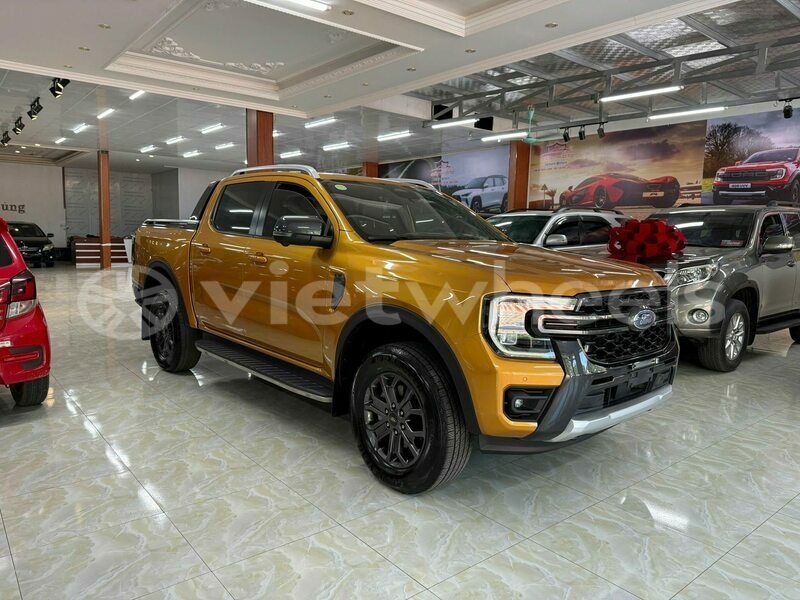 Big with watermark ford ranger hue a luoi 4 46275