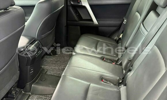 Mua Đã sử dụng Toyota Land Cruiser Prado Xe ô tô Mua Đã sử dụng Toyota Land Cruiser Prado Xe ô tô