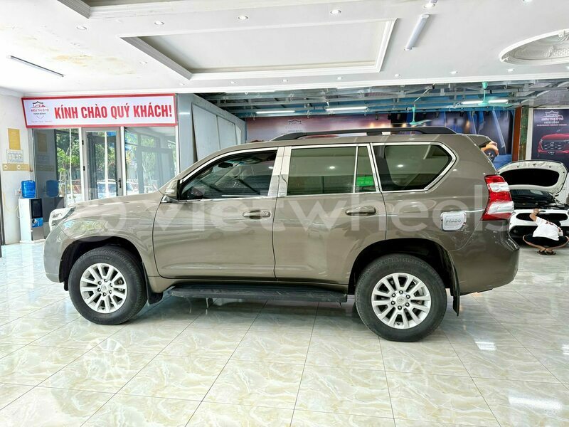 Big with watermark toyota land cruiser prado an giang an bien 46276