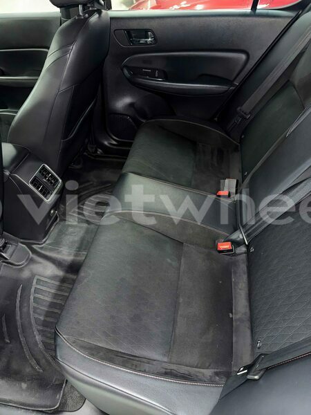 Big with watermark honda city hue an cuu 46278